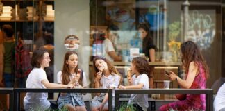 W jaki sposób sprawdzić brakujące wtyczki?