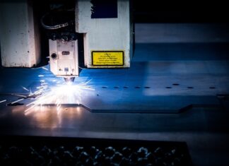 Ile kosztuje wycinarka laserowa?