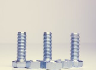 Jakie prowadnice do tokarki?